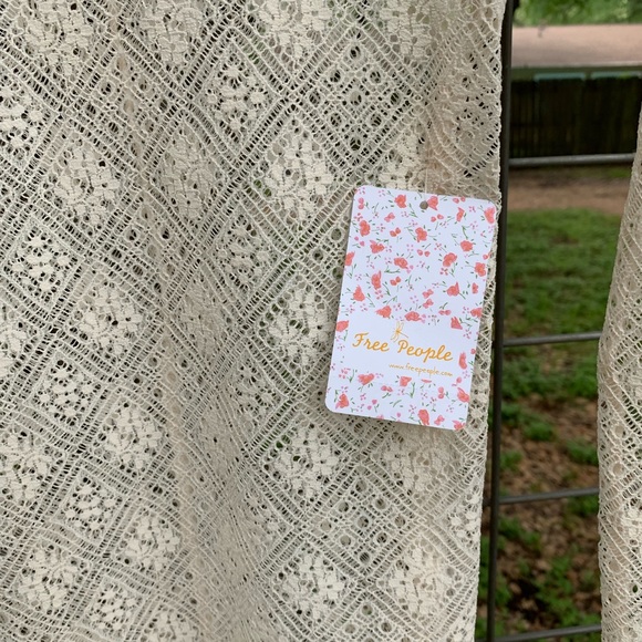 Free People Lace Top - Picture 3 of 3